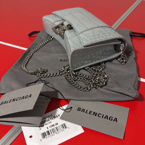 BALENCIAGA Hourglass leather crossbody bag - Picture 9 of 13
